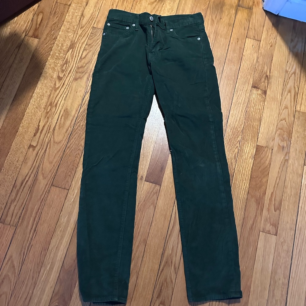 Levi’s Premium Corduroy Pants Size 28